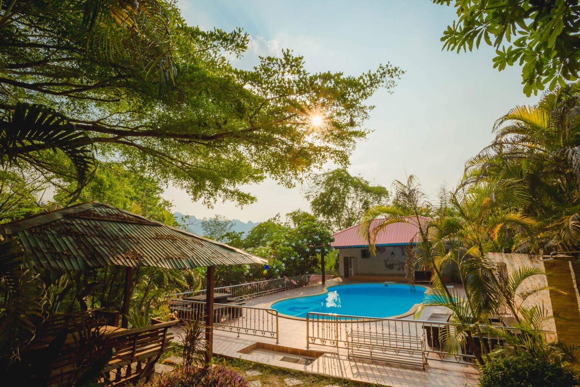 Star Hill River Kwai Resort Ban Kaeng Raboet Bagian luar foto